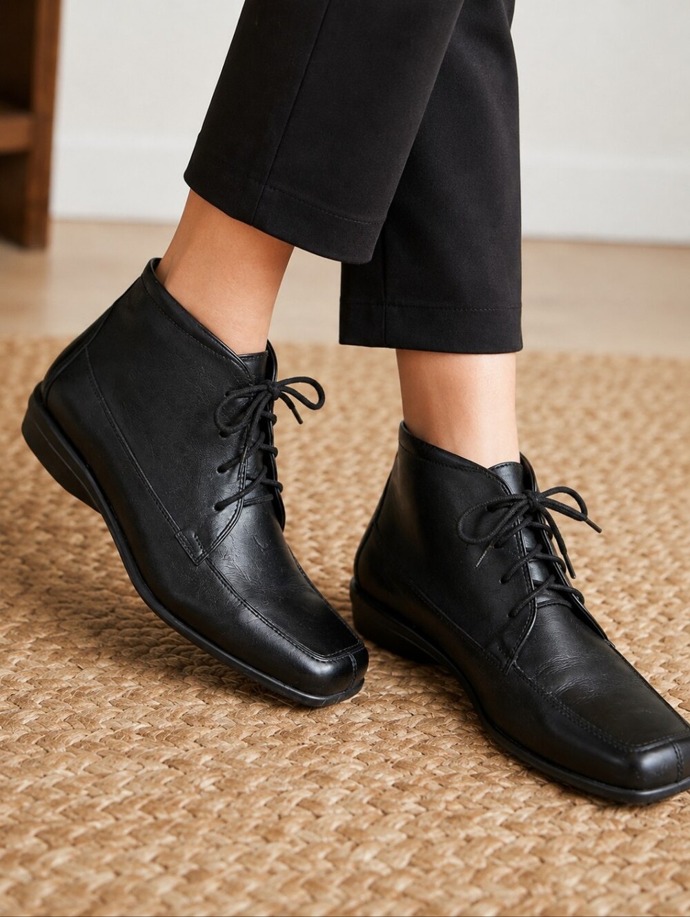 Andrew Geller Sunny Y2K Black Leather Square Toe Ankle Boots 7M Vintage